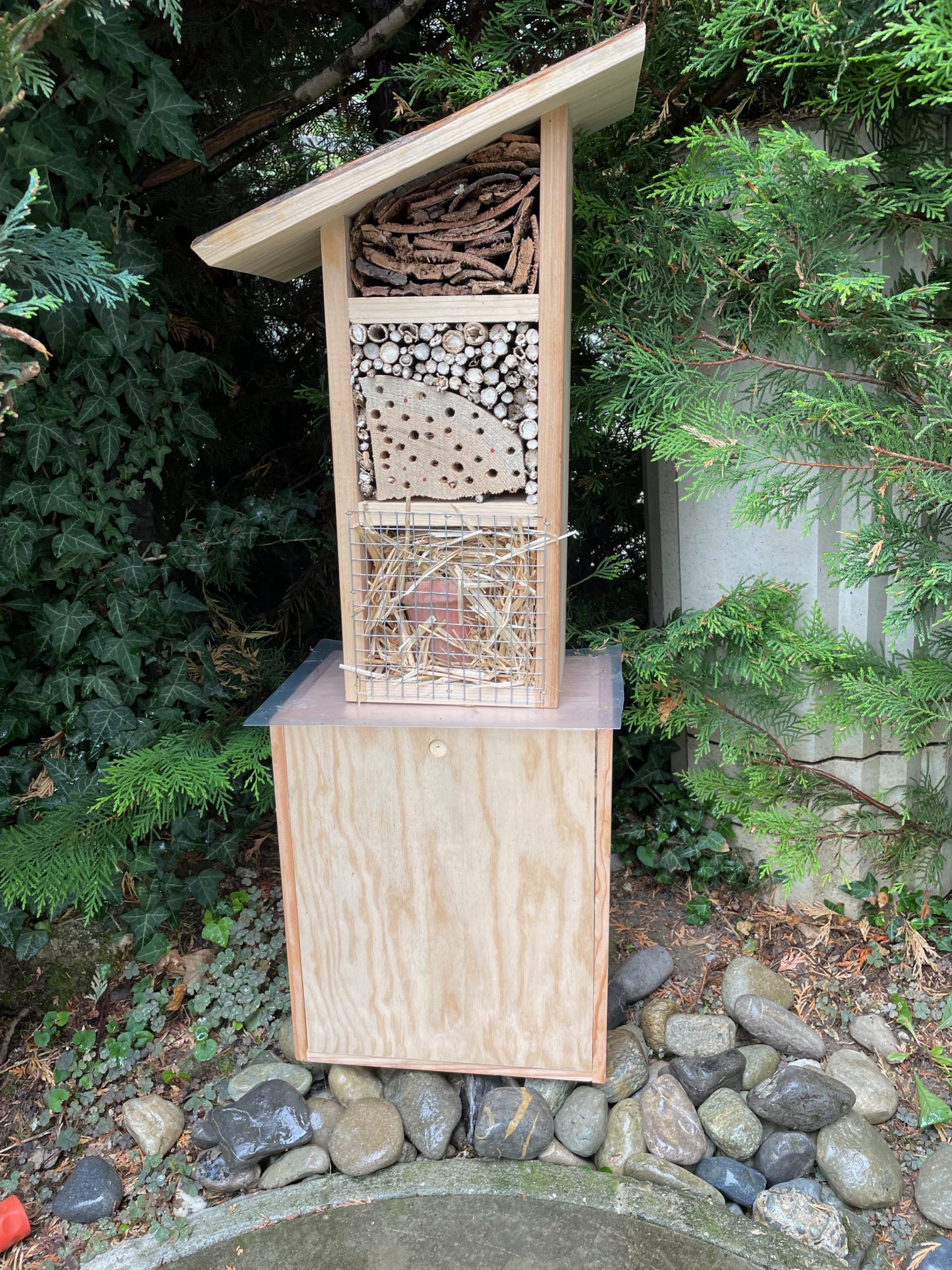 Pourquoi et comment installer un hôtel à insectes dans votre jardin ?