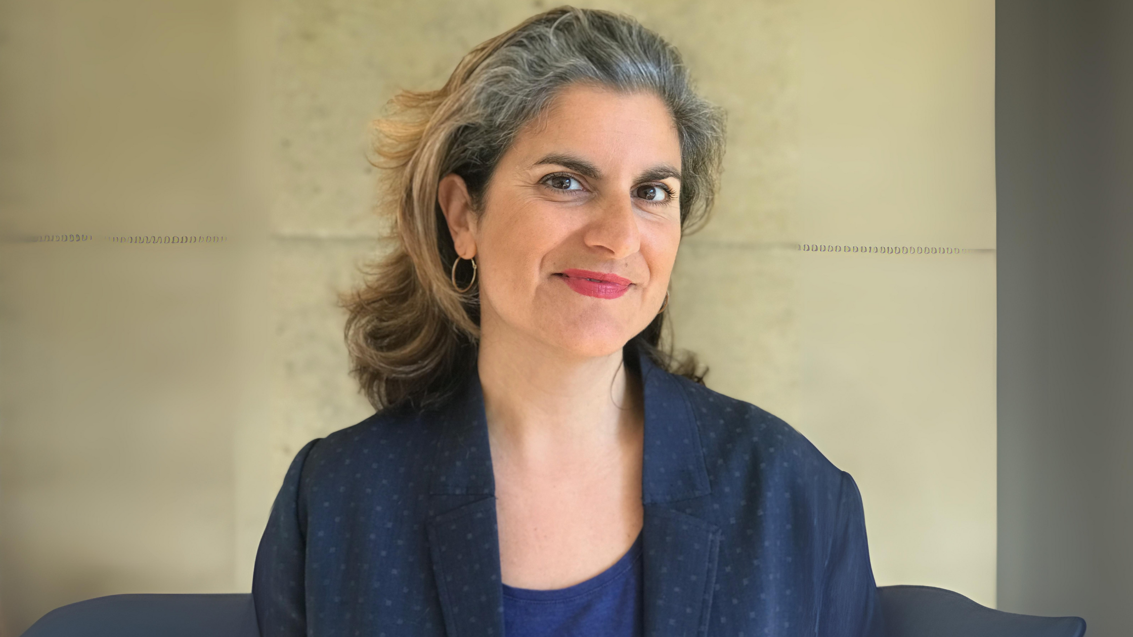 Dr. Marlyne Sahakian, chercheuse, professeure et sociologue qui s&rsquo;intéresse aux enjeux de la durabilité.